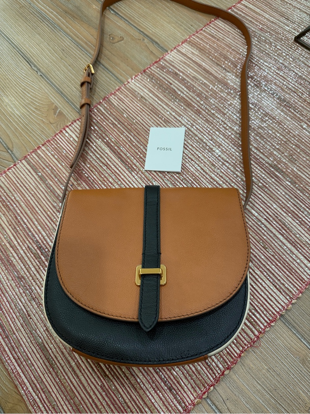 Fossil Two-Tone Tan and Black Leather Crossbody Bag, Brand New!! Super Cute!